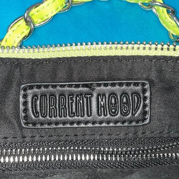 Colorful Shoulder Bag - Picture 3 of 4